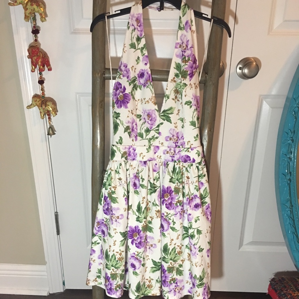 Floral v neck dress